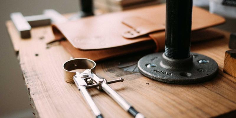 软件开发如何驱动企业数字化转型：从网站建设到全方位互联网服务