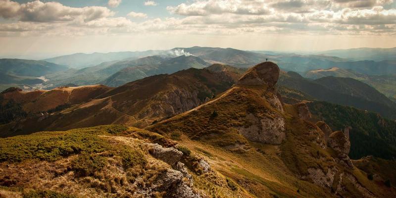 软件开发进阶：从网站建设到移动应用与互联网服务的全栈视野